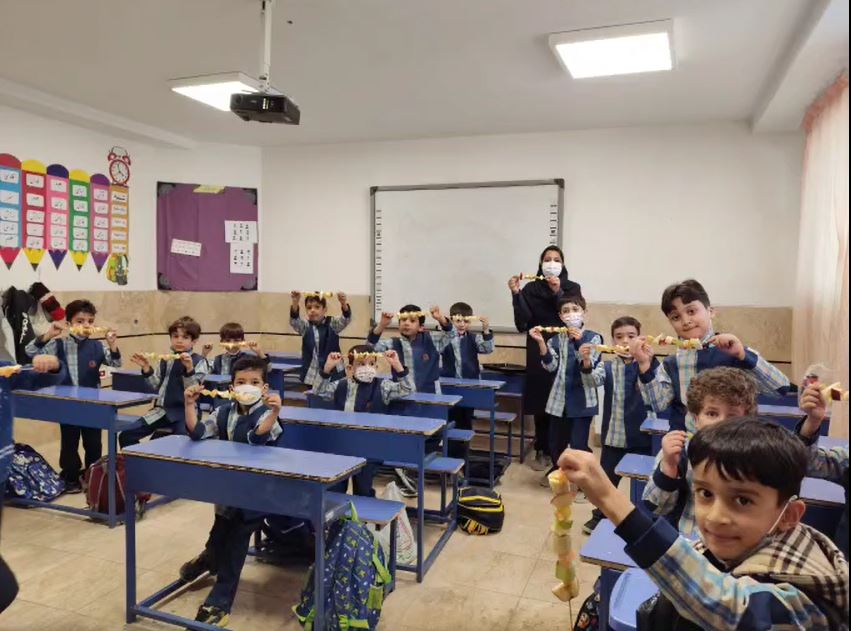 زنگ علوم فصل یک، یه زنگ خیلی شاد
